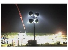 升降立柱應用-移動升降照明車燈案例